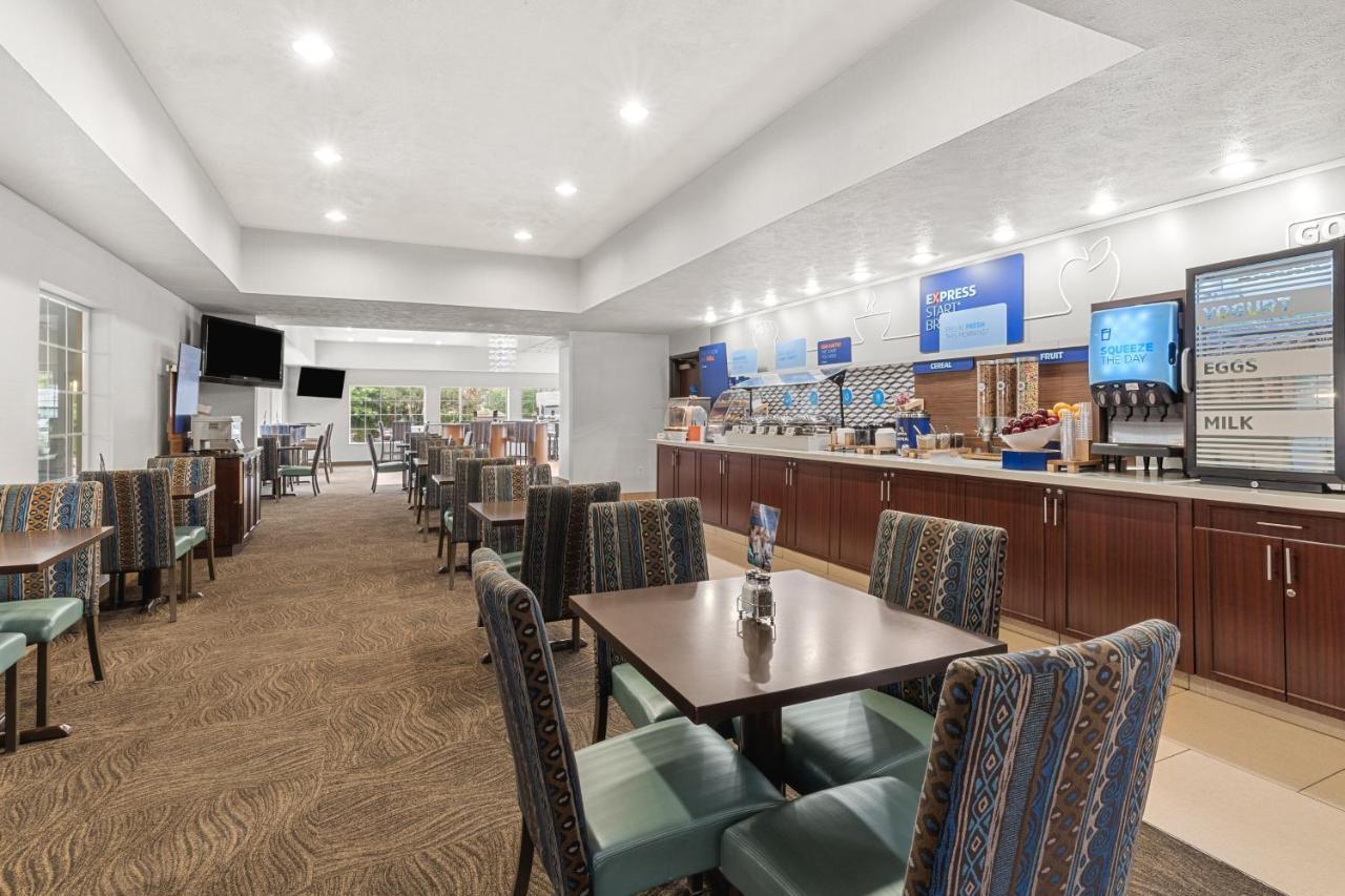 Holiday Inn Express Wenatchee By Ihg Dış mekan fotoğraf