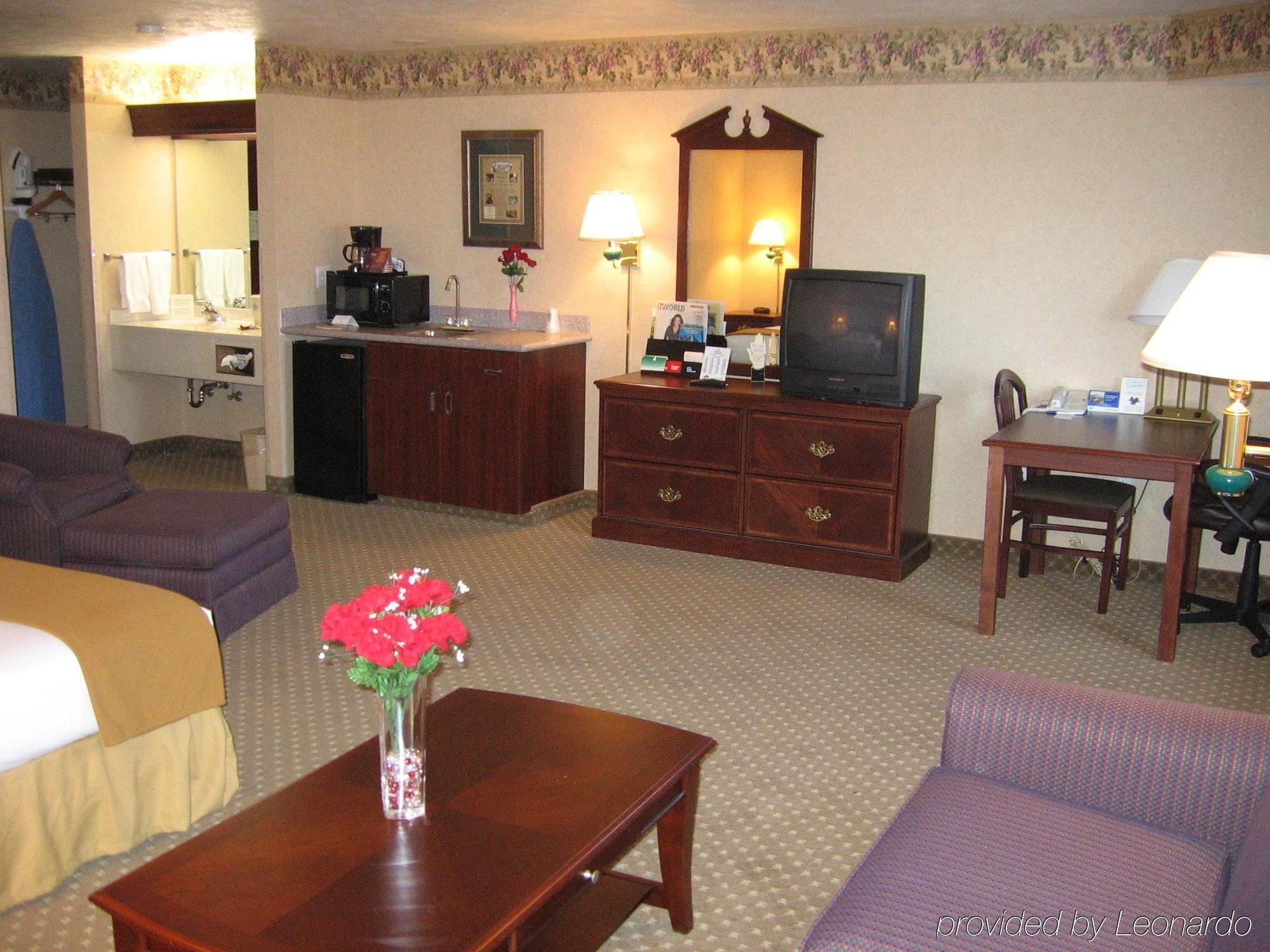 Holiday Inn Express Wenatchee By Ihg Oda fotoğraf