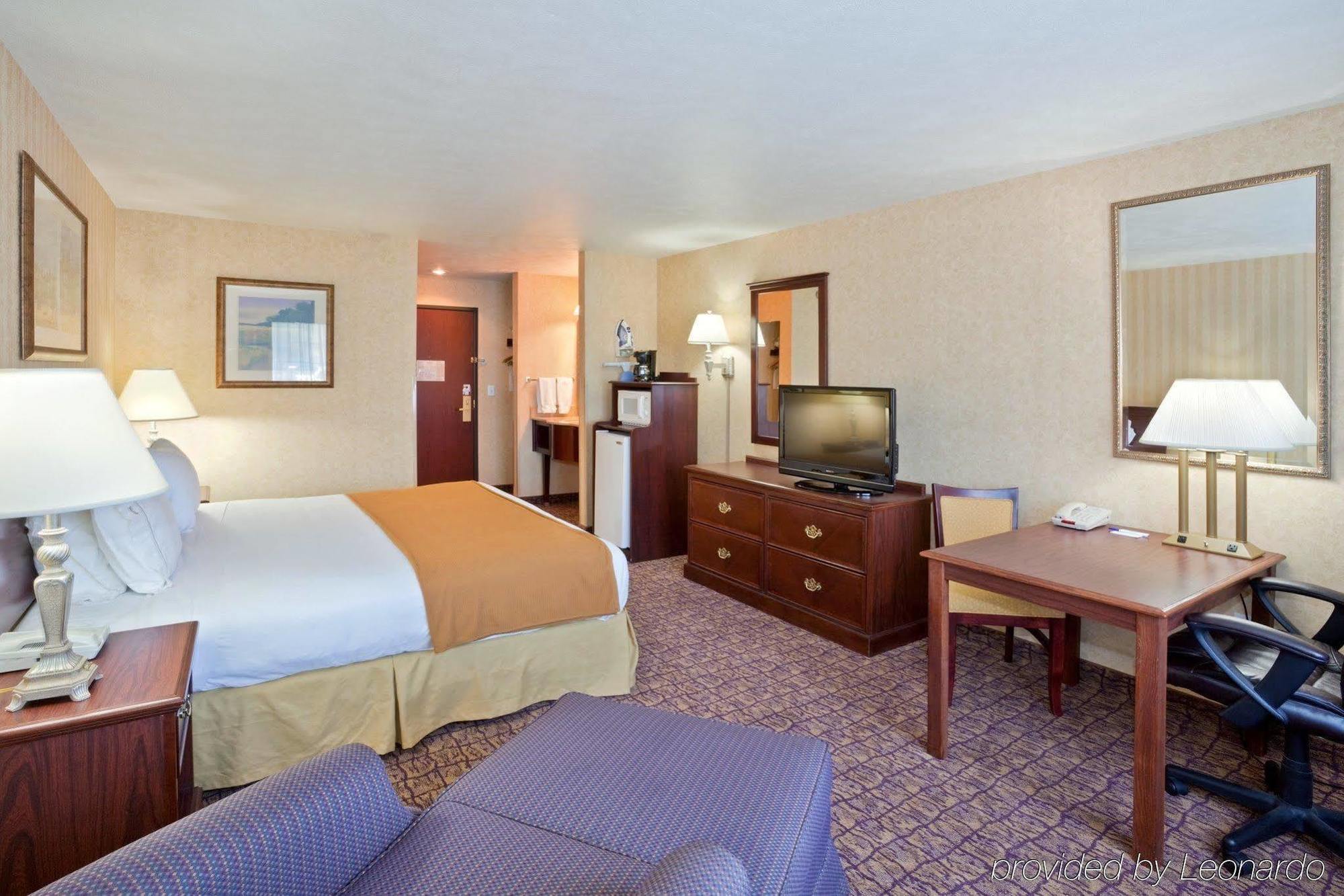 Holiday Inn Express Wenatchee By Ihg Dış mekan fotoğraf